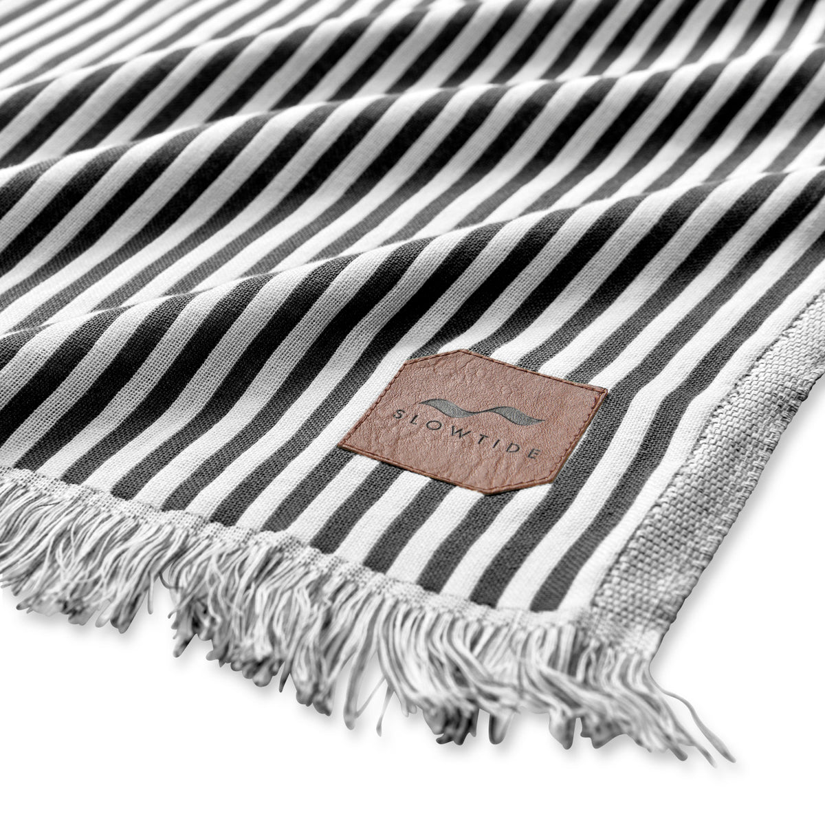 original?content-type=image%2Fjpeg&name=Slowtide%C2%AE+Driftweave+Beach+Blanket+102908-911+%282%29.jpg