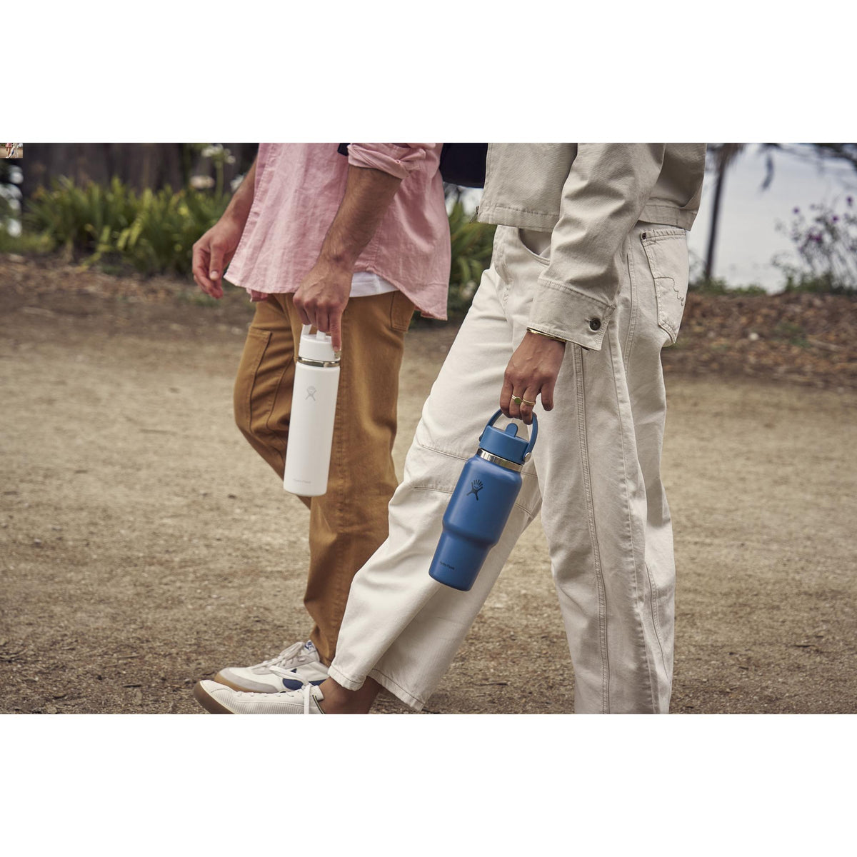 original?content-type=image%2Fjpeg&name=Lifestyle+Hydro+Flask%C2%AE+Collection+%281%29.jpg